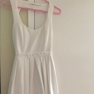 White Sweetheart Dress